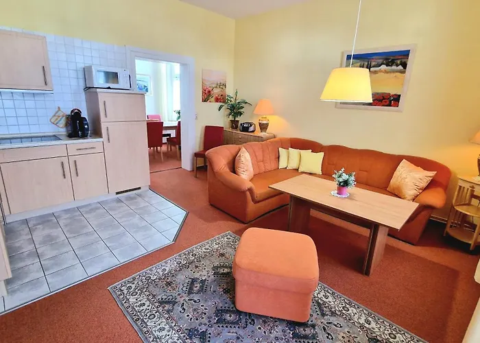 Asta Apartment *