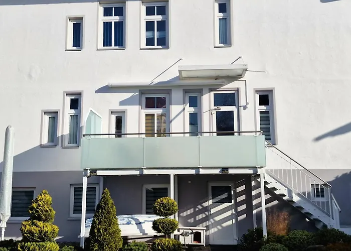 Asta Apartment *