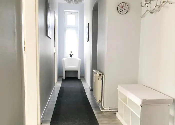 Asta Apartment *